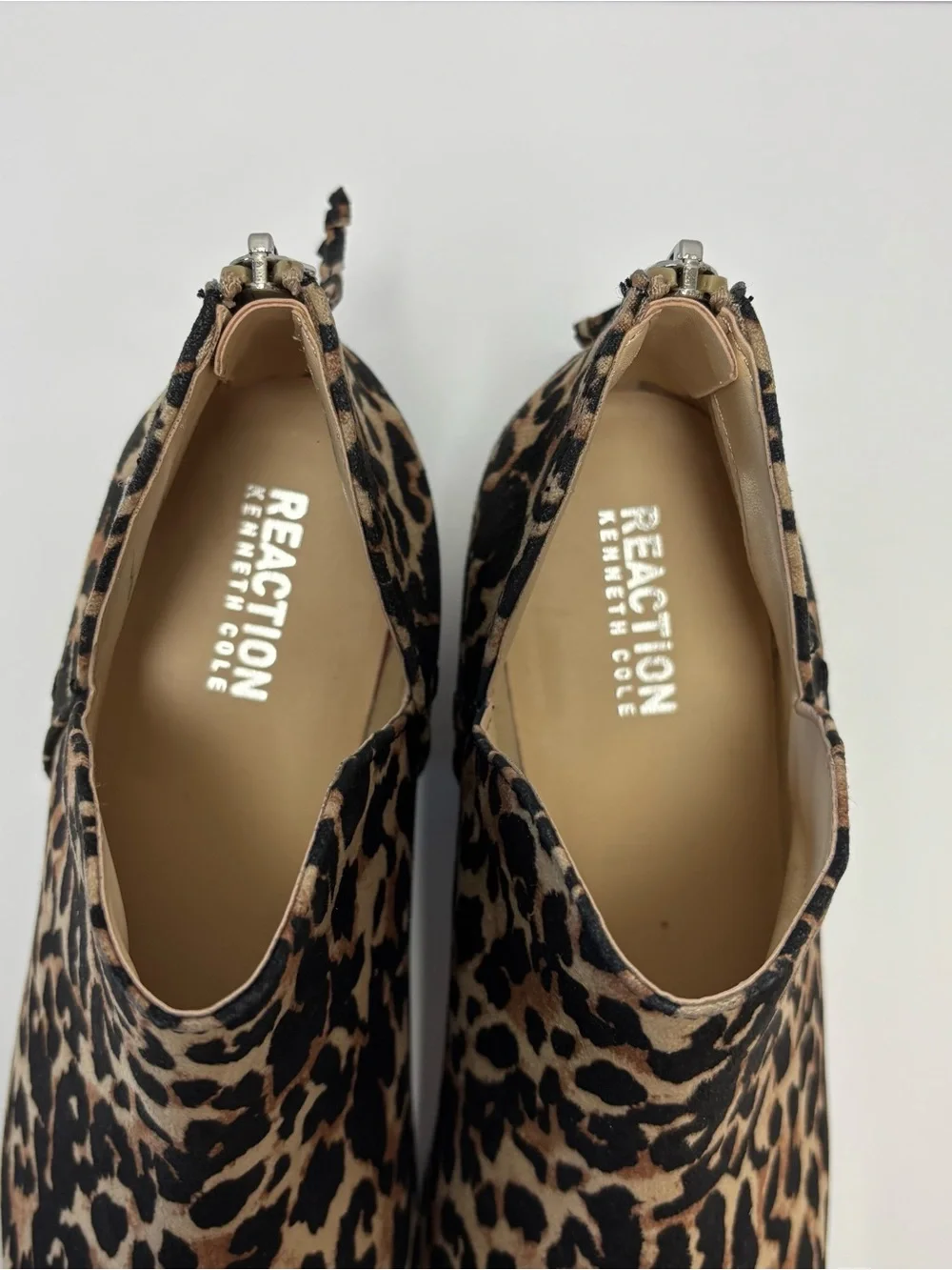 Kenneth Cole Reaction Leopard Print Ankle Booties Size 7.5
